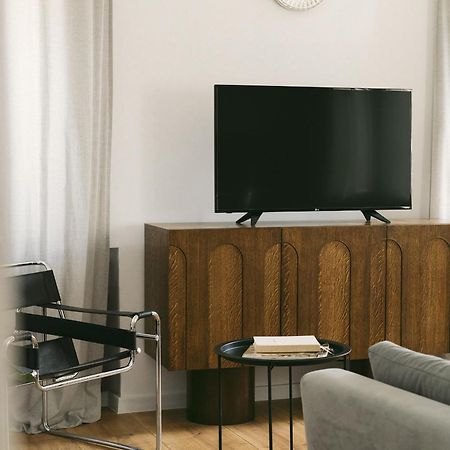 Golden Hour Apartment - Warsaw City Center Ngoại thất bức ảnh